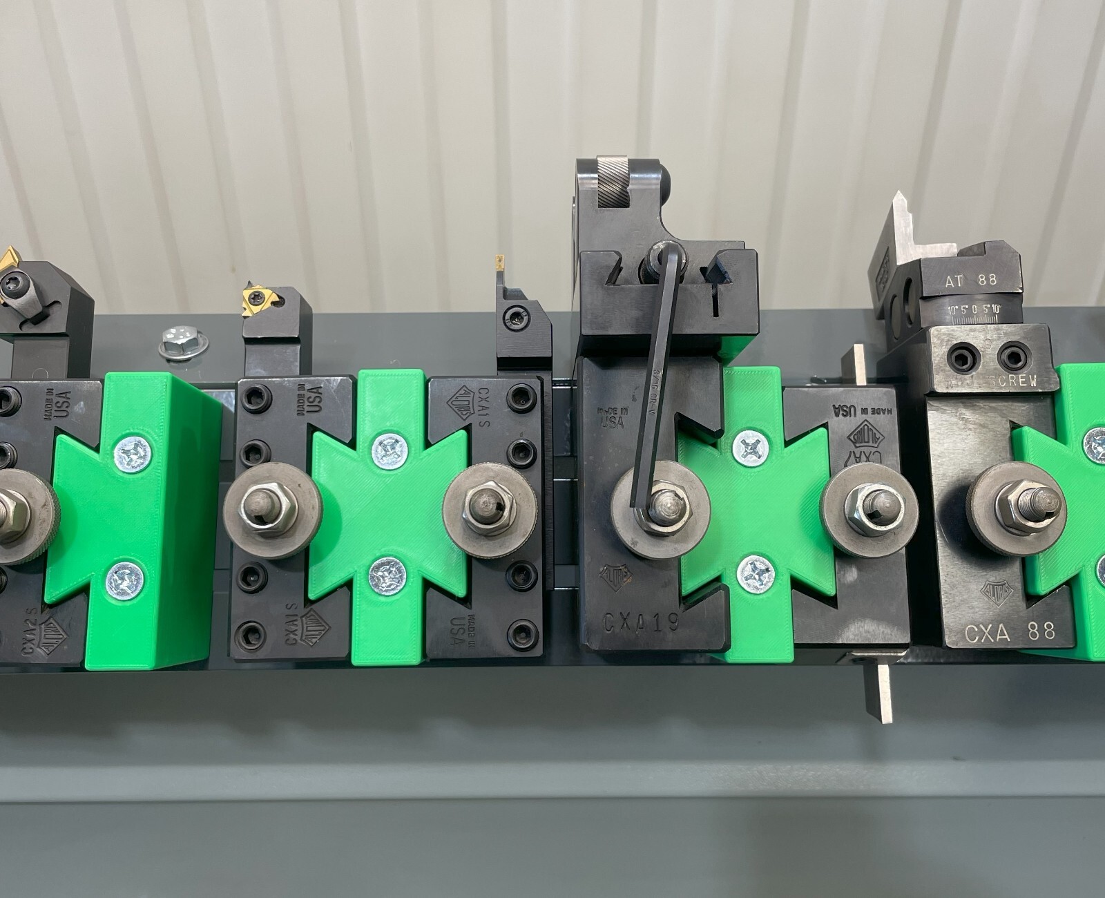 AXA – Tool Rack, metal lathe quick change tool holder, QCTP, Morse Taper