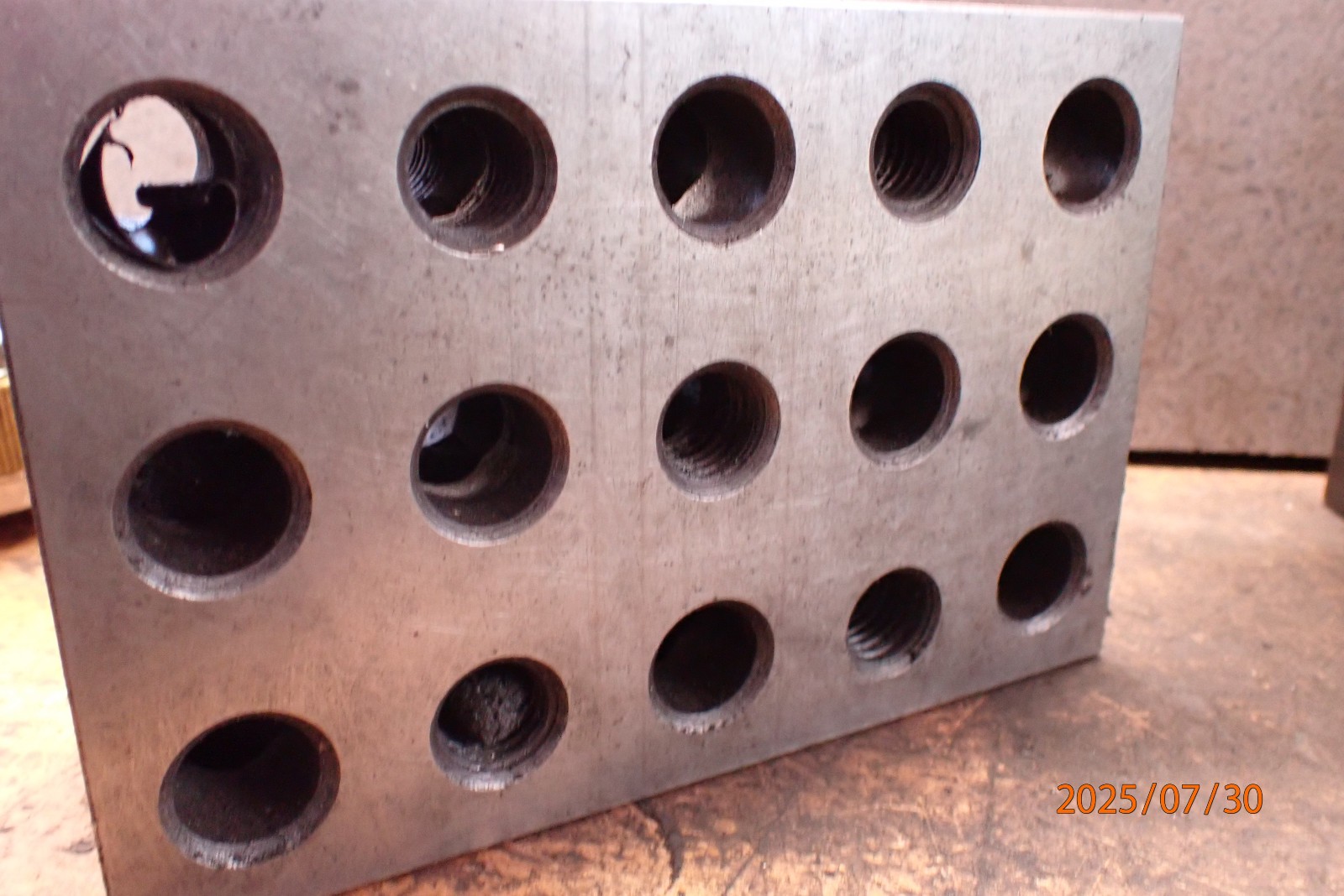 LOT RK1 SINGLE 4X6X2 MACHINIST SETUP BLOCK JIG FIXTURE TOOLING W/ SOME 5/8-11