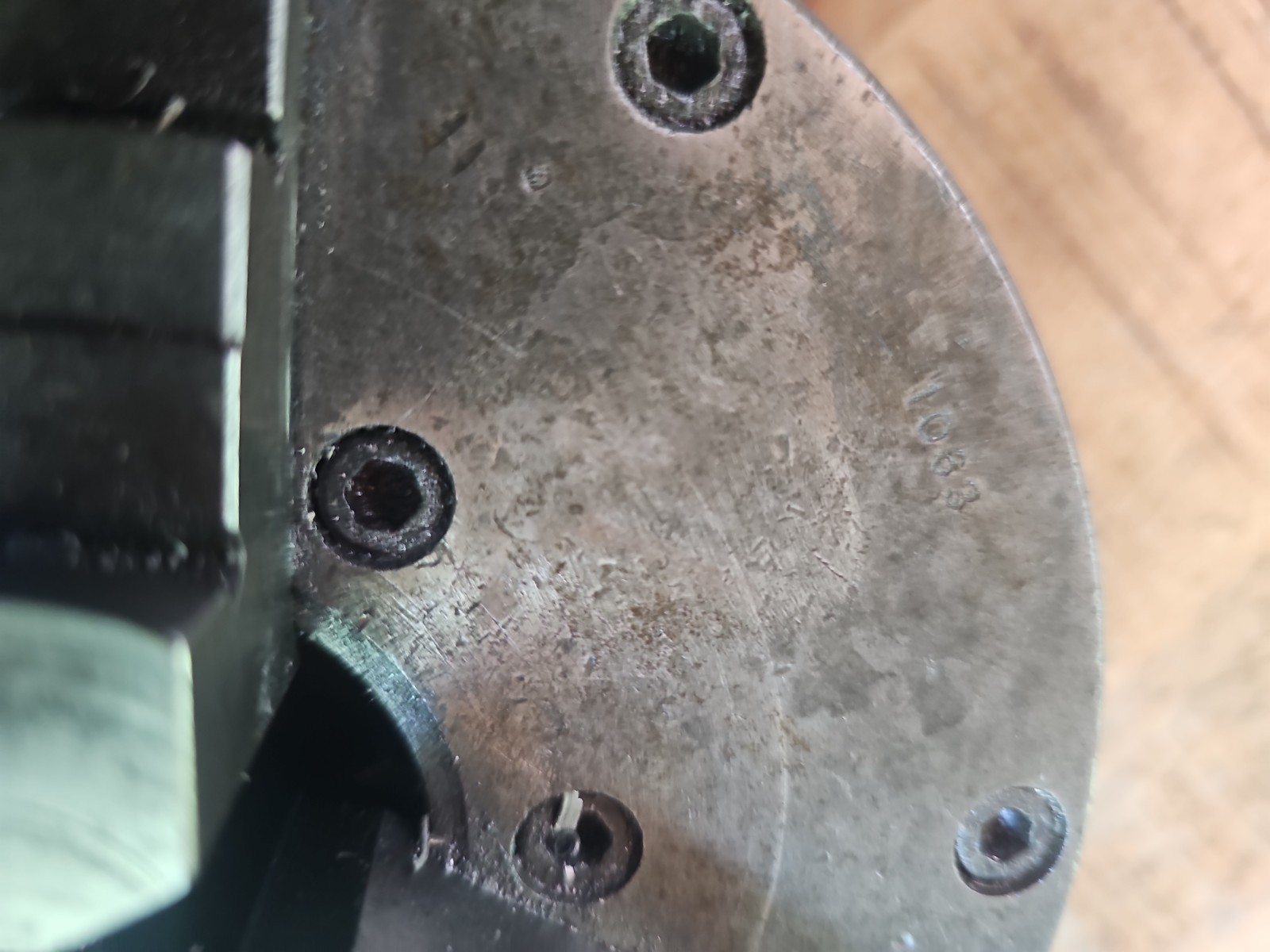 Logan 1063 Lathe 3 Jaw Chuck 6 Inch (no key is included) Nice accessory w mount