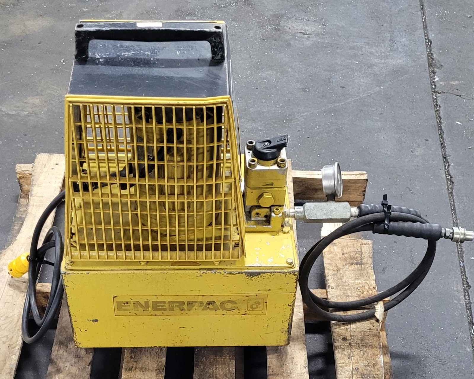 ENERPAC PEM-2045L HYDRAULIC PUMP – 1 HP 120 V