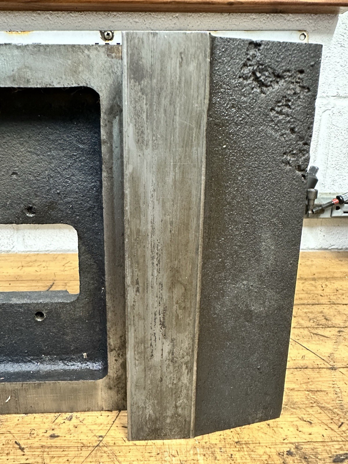 Rockwell 21-100 Milling Machine Cross Feed Casting