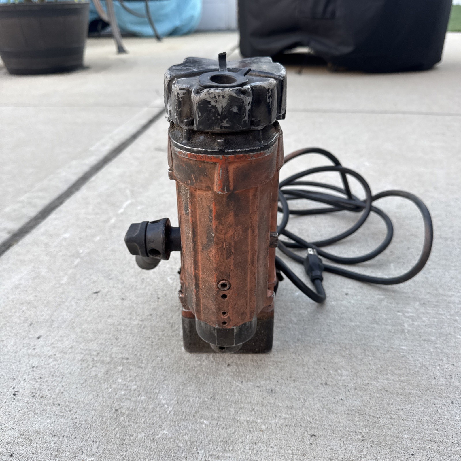 Slugger Magnetic Drill