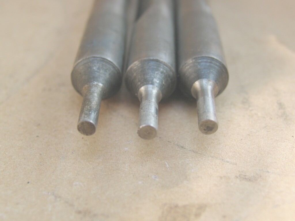 One UNIPUNCH 0.140 Punch (Lot 11I)