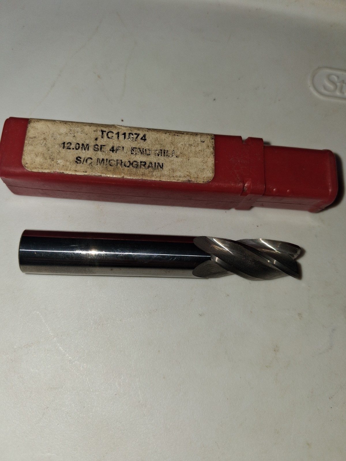 The Titan 11874 is a heavy-duty, carbide general-purpose square end mill