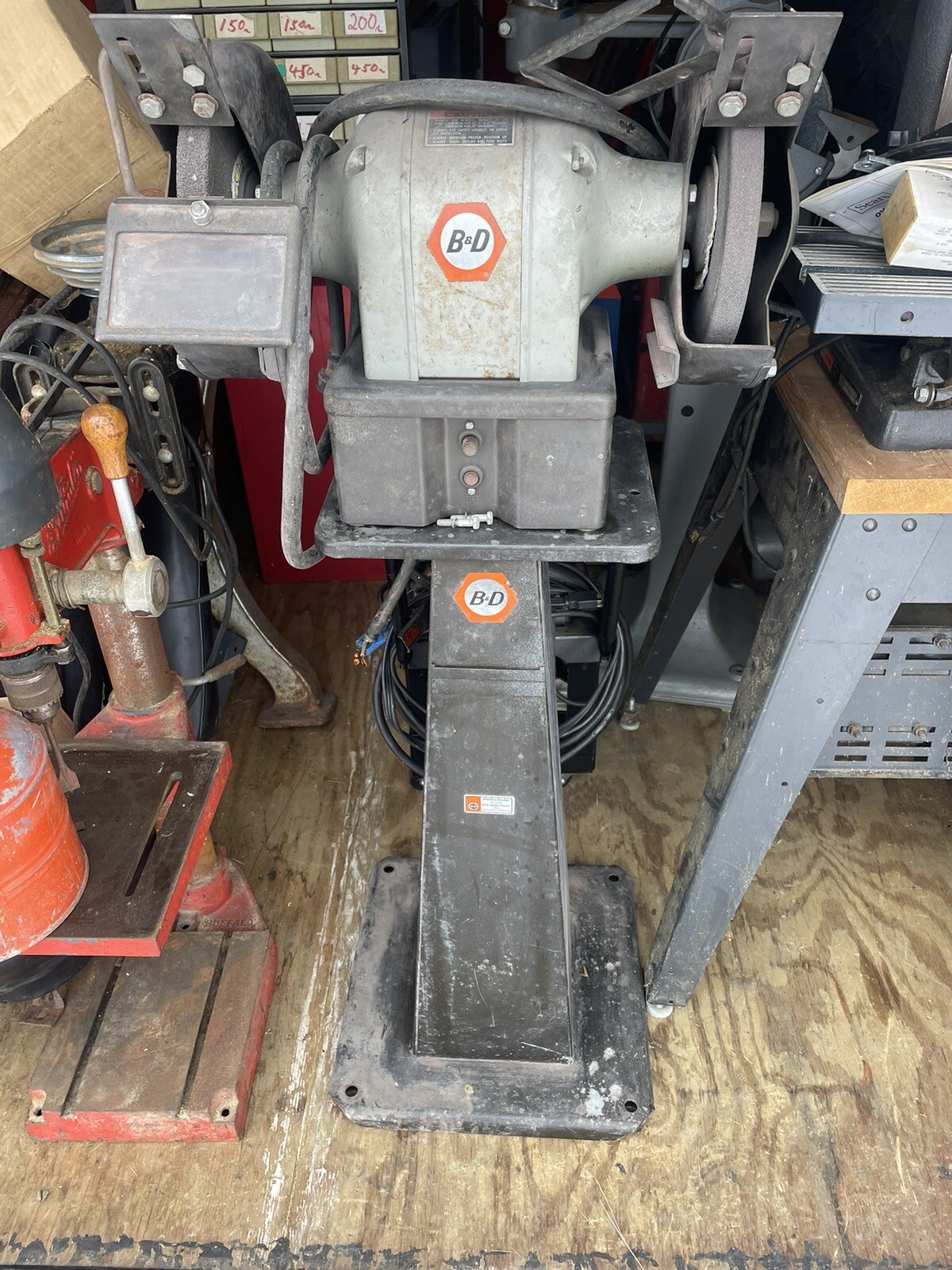 Vintage 8” Black & Decker 3/4 Hp 3600 Rpm Grinder & Pedestal 1 Phase USA Made