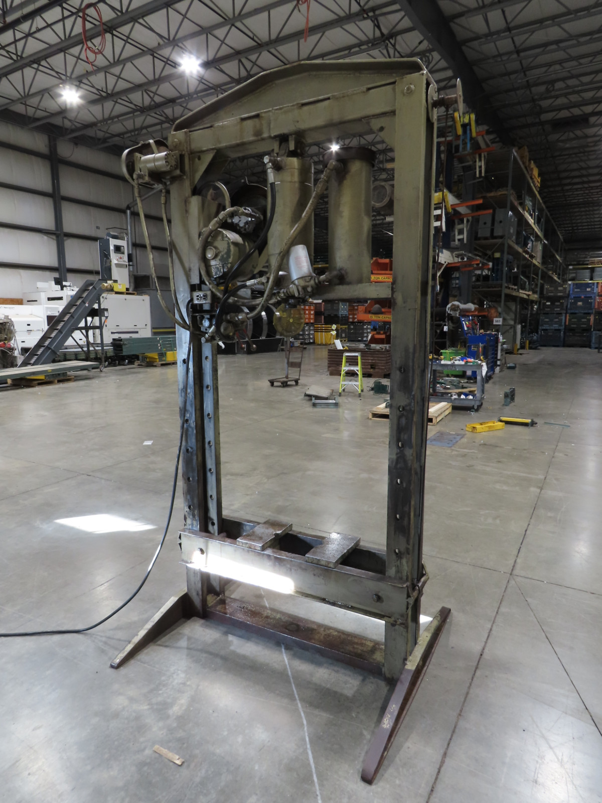 Hydraulic Press 20 Ton H Frame 120V Powered Pump Double Acting Cylinder