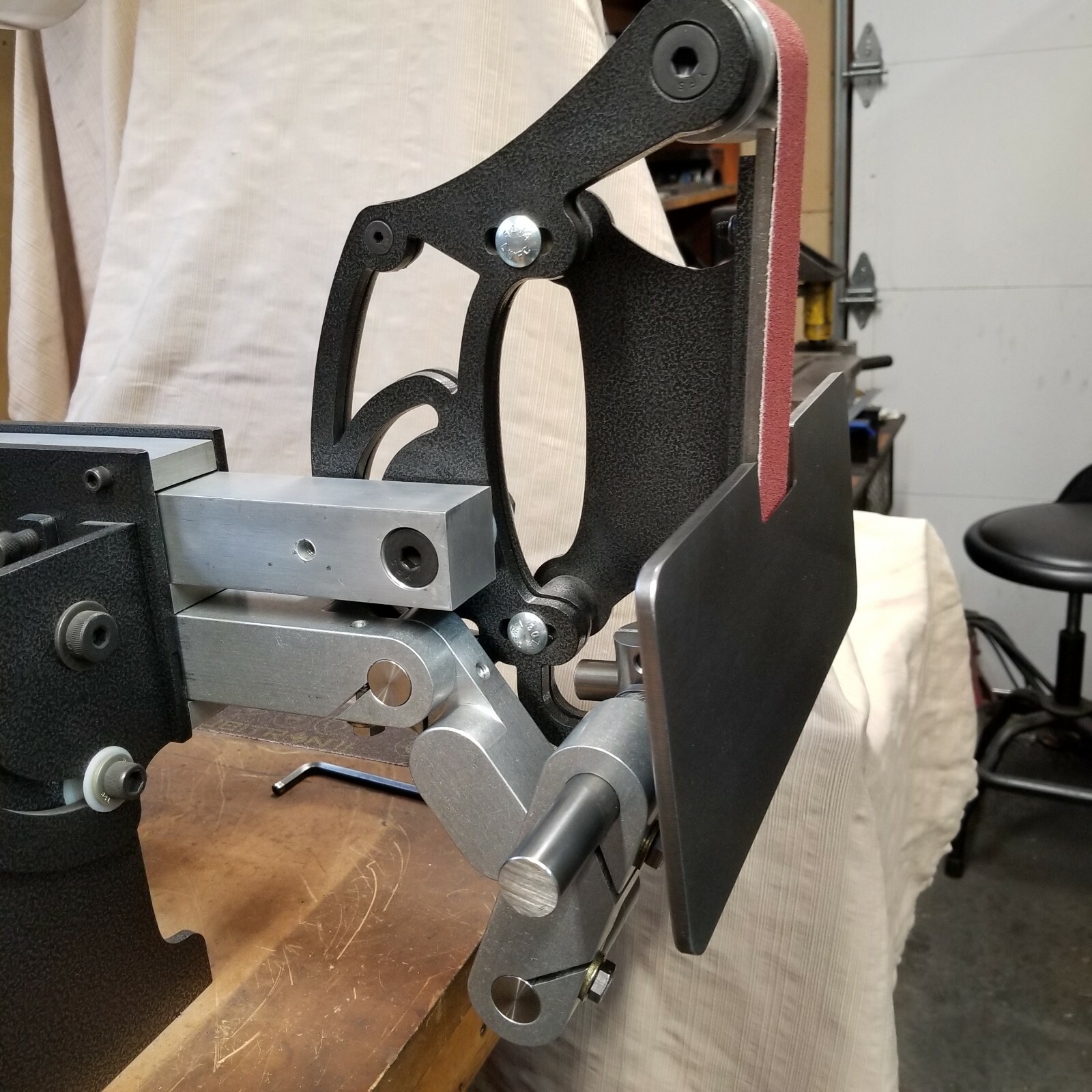 D-D Extreme Tilt Work / Tool Rest for Northridge Mod-2 Belt Grinder