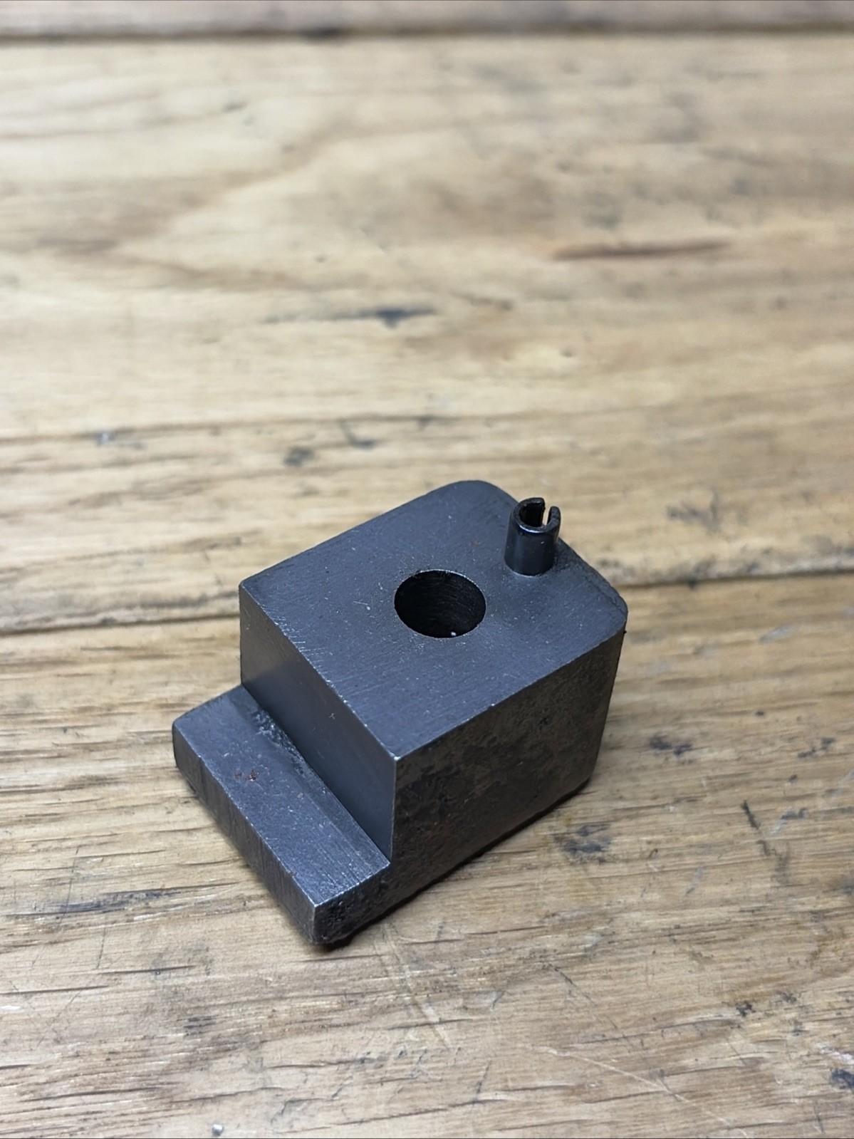 Clausing 5900 Series 12” Lathe Carriage Clamp