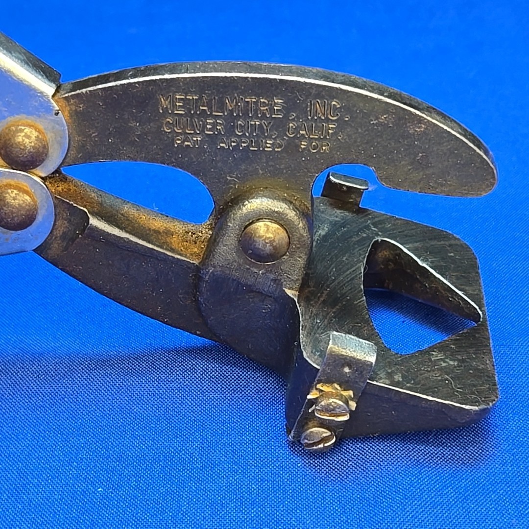 MetalMitre Sheet Metal Notcher Sheet Metal Cutting Tool Handle (No Die Included)
