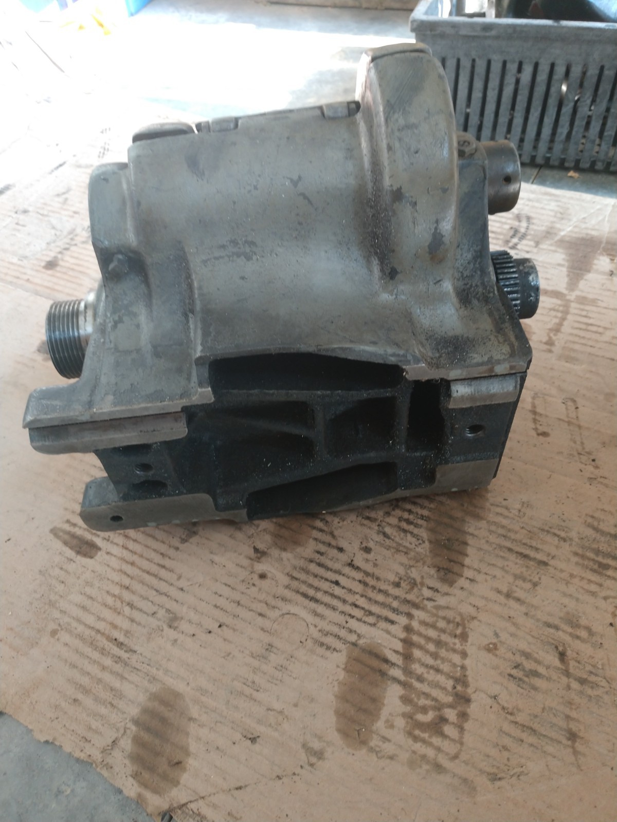 SOUTH BEND HEAVY 10 10L LATHE HEAD STOCK