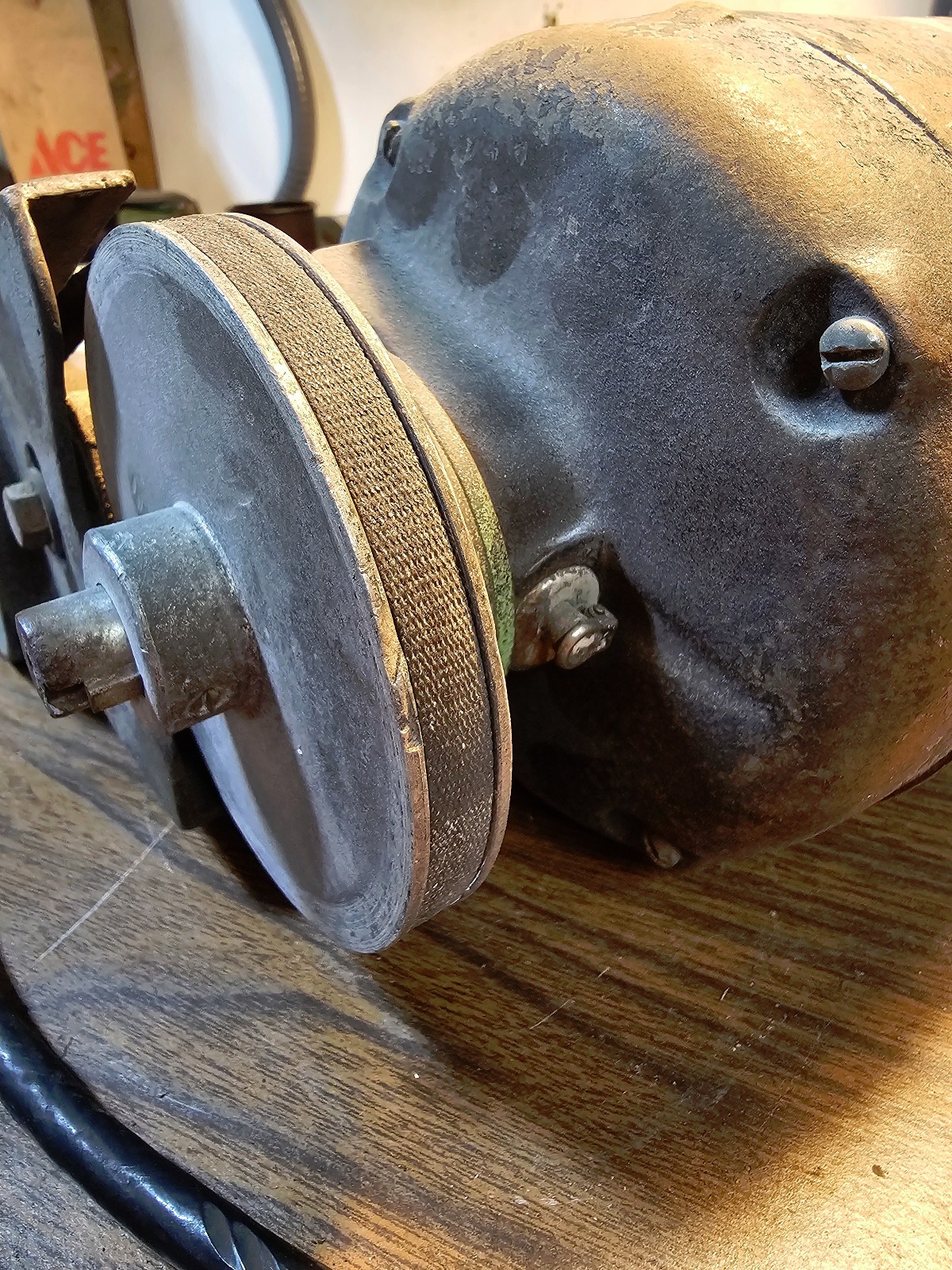 Vintage South Bend CE301B Tool Post Grinder – GE 1/4 HP – Tested & Working