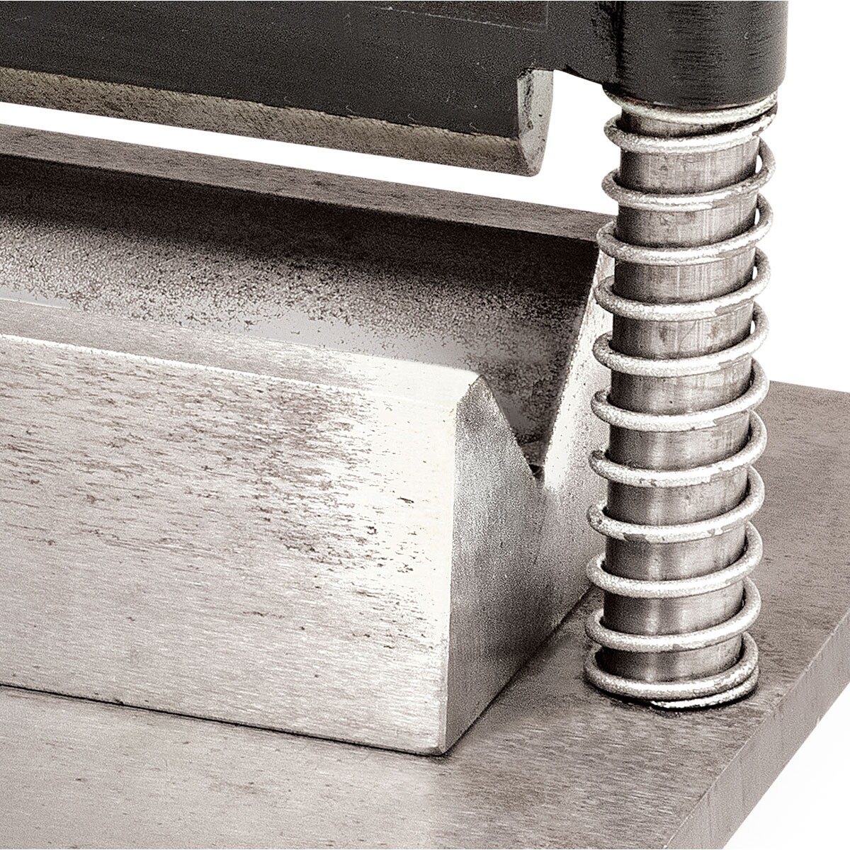 Eastwood Press Brake Attachment For Standard 12/20 Ton Hydraulic Shop Presses
