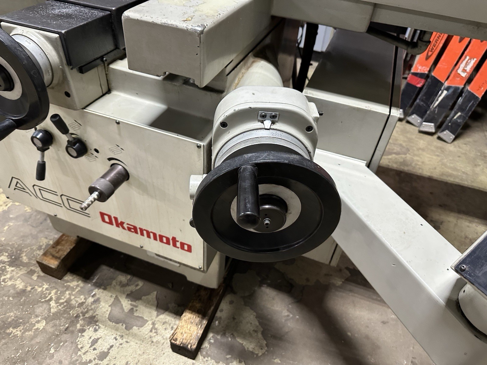 OKAMOTO ACC-12.24ST 12″ x 24″ HYDRAULIC SURFACE GRINDER