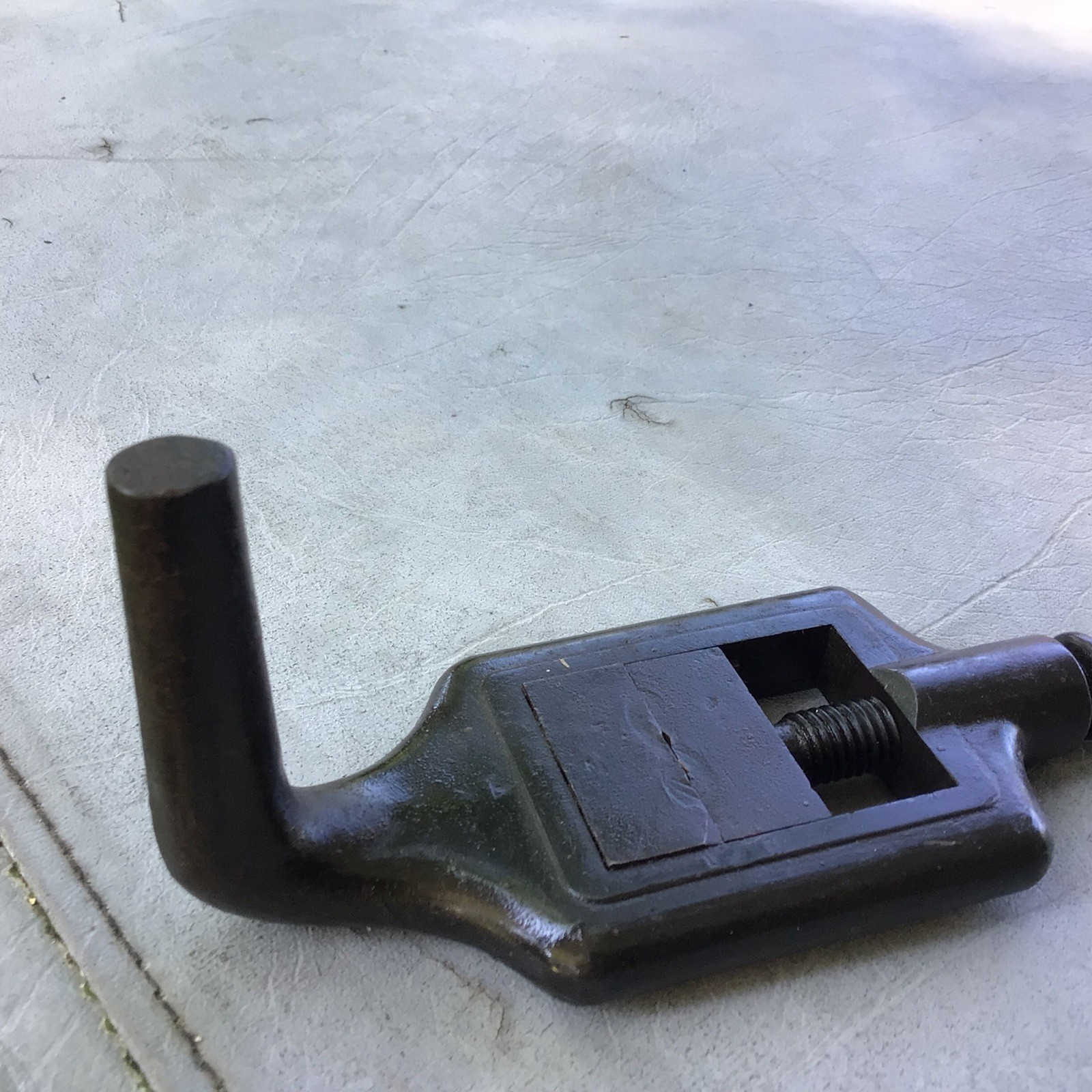 Clamp Gear Cutting, Lathe Dog, Opens To 3/4” X 1.25” Rectangle