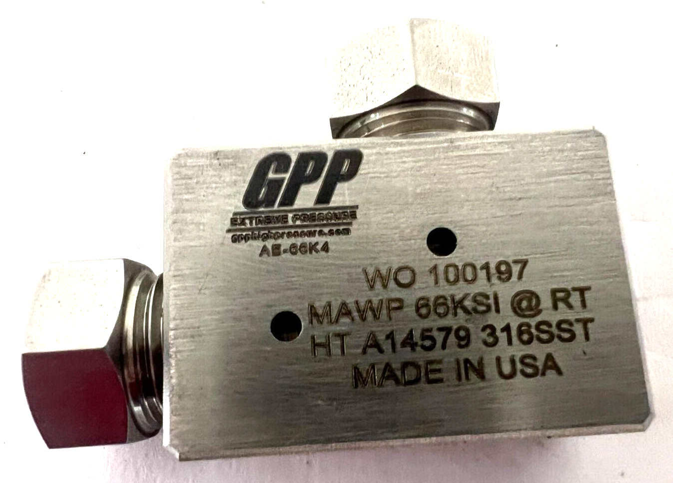 GPP HIGH PRESSURE ELBOW AE-66K4 STAINLESS STEEL 1/4″ GLAND ID 1/4″ COLLAR 66KSI
