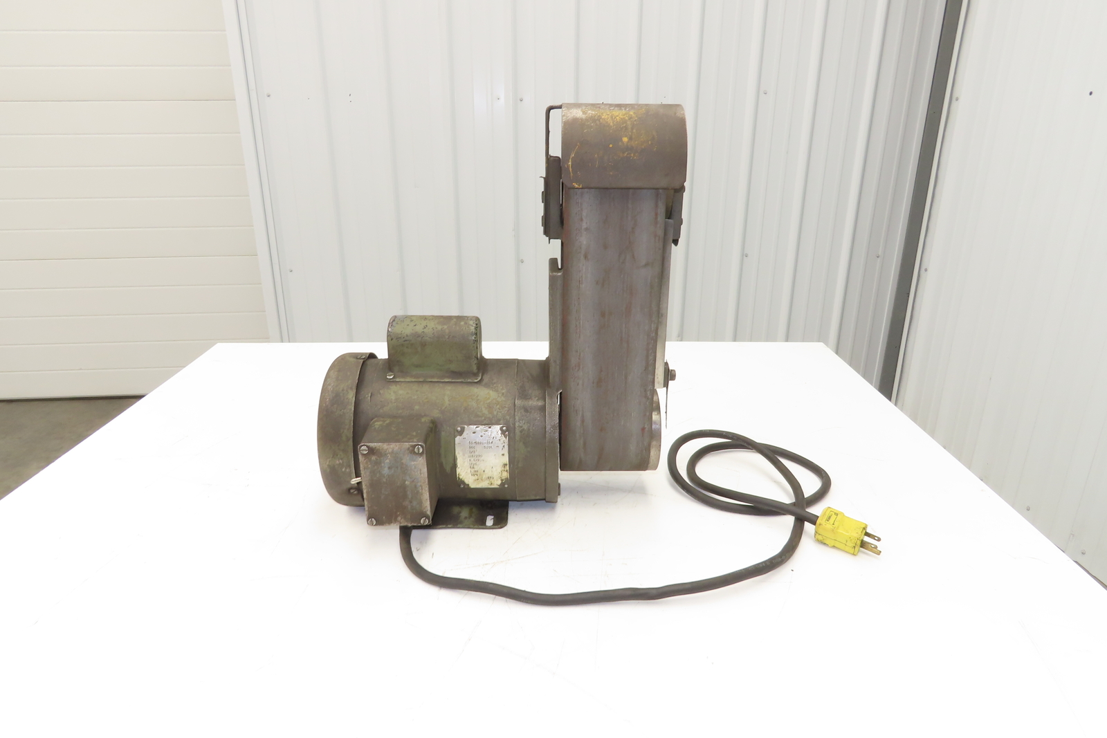 Bench Belt Sander 4″ W 36″ L Motor 1/2Hp 1725rpm 1Ph 115/230v