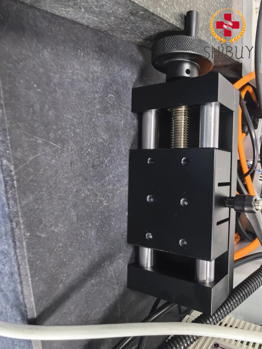 XKST50 Z-Axis Manual Leadscrew Sliding Stage 50mm Travel, Aluminum Alloy