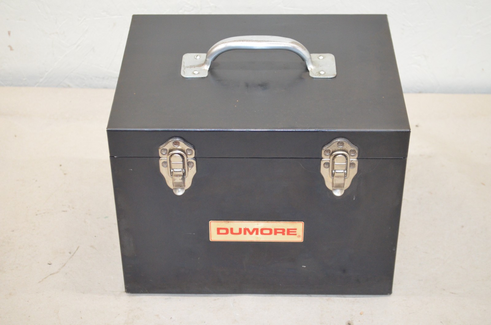 Dumore Tool Post Grinder 44-011 Model 8473, 115Volt, 1/4 HP w/Case & Accessories