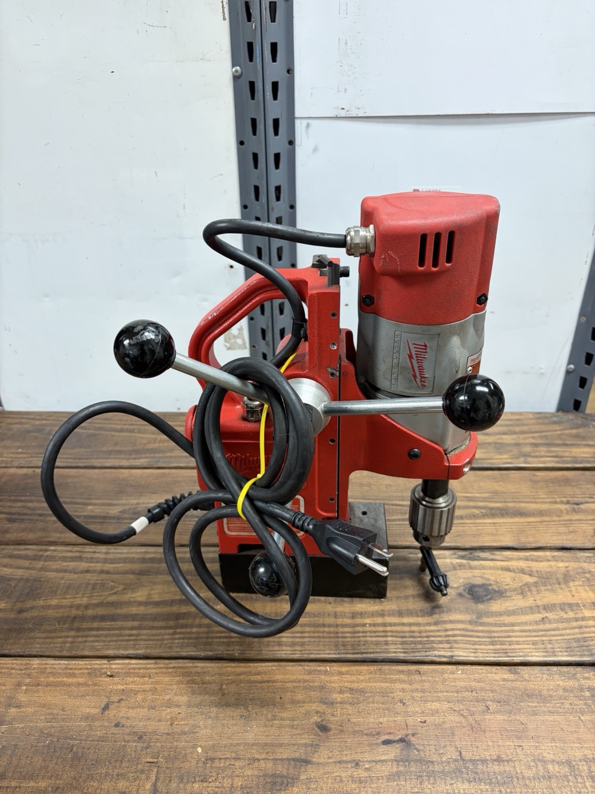 Milwaukee 4270-20 Compact Electromagnetic Magnetic Drill Press 120V 9A Tested