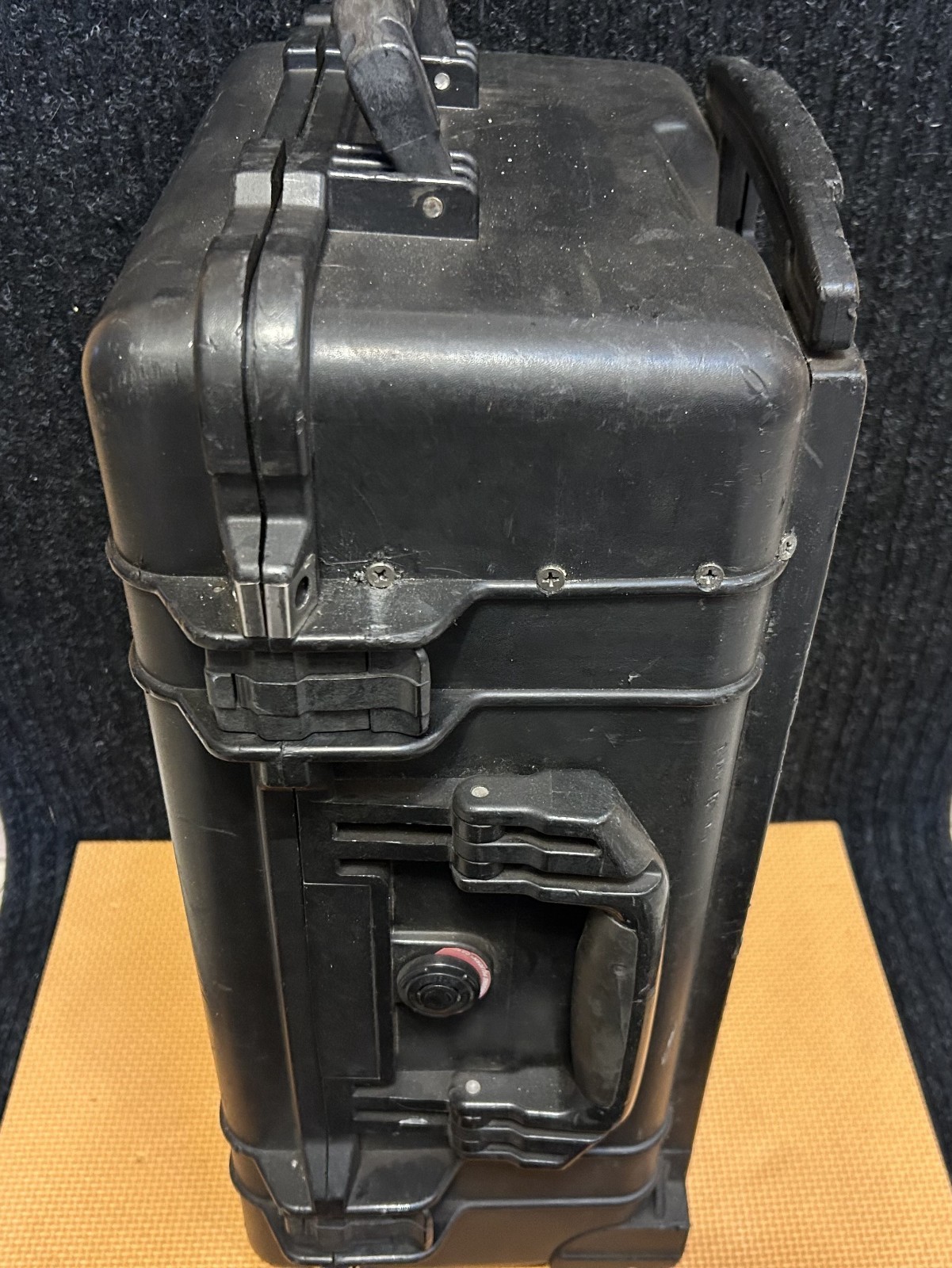 Hougen HMD904 Magnetic Base Drill Press 115v in 1510 Pelican case