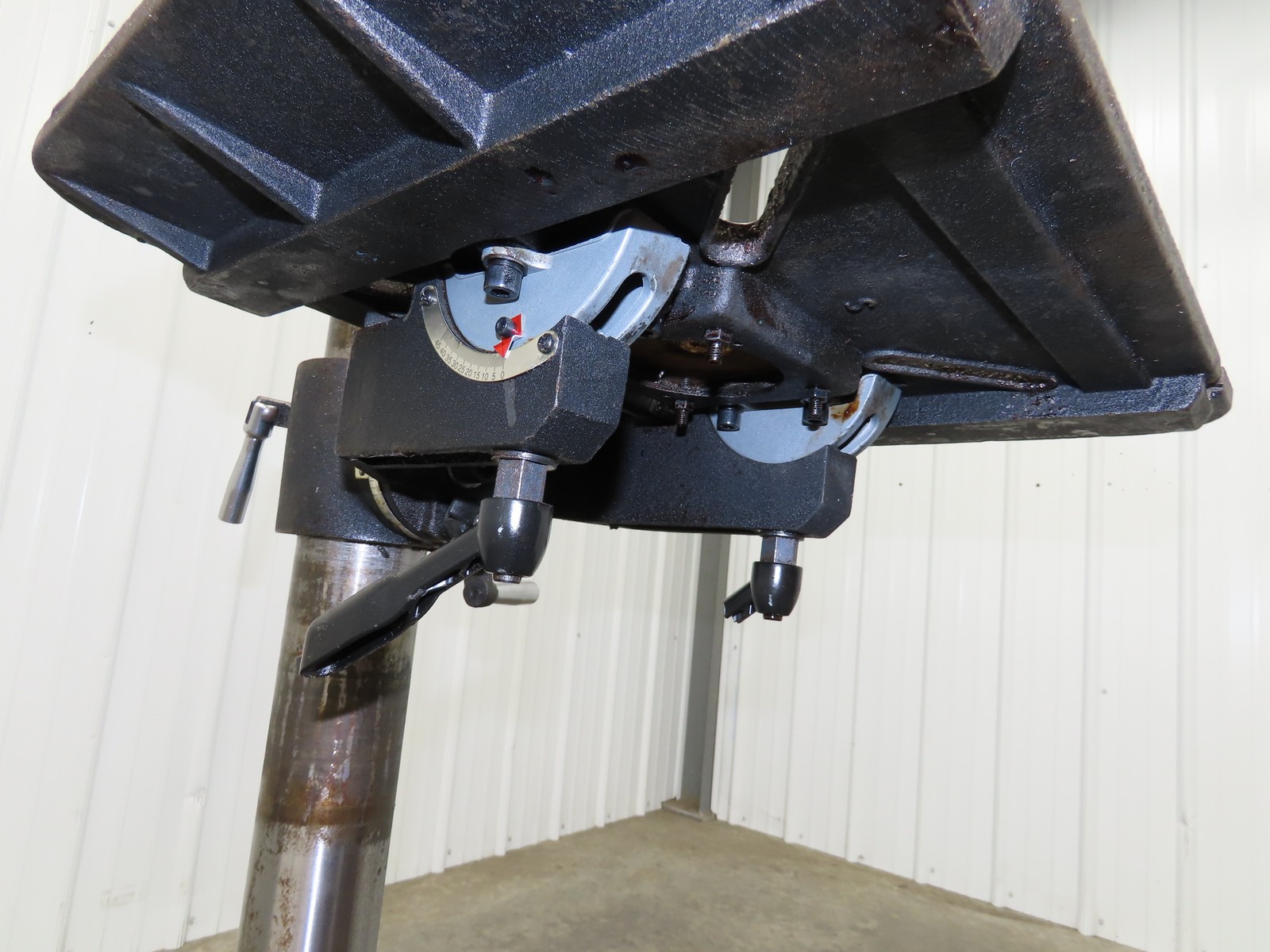 Delta 17-959L Laser Drill Press 17″ Single Phase 120V 3/4Hp 250-2720RPM