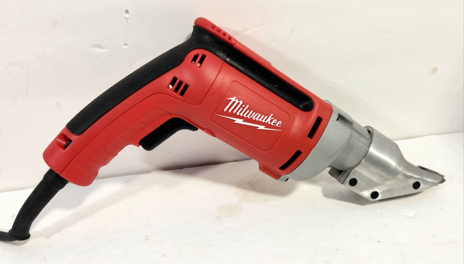Milwaukee 18 Inch Gauge Metal Shear 6852–20 Corded Open Box New