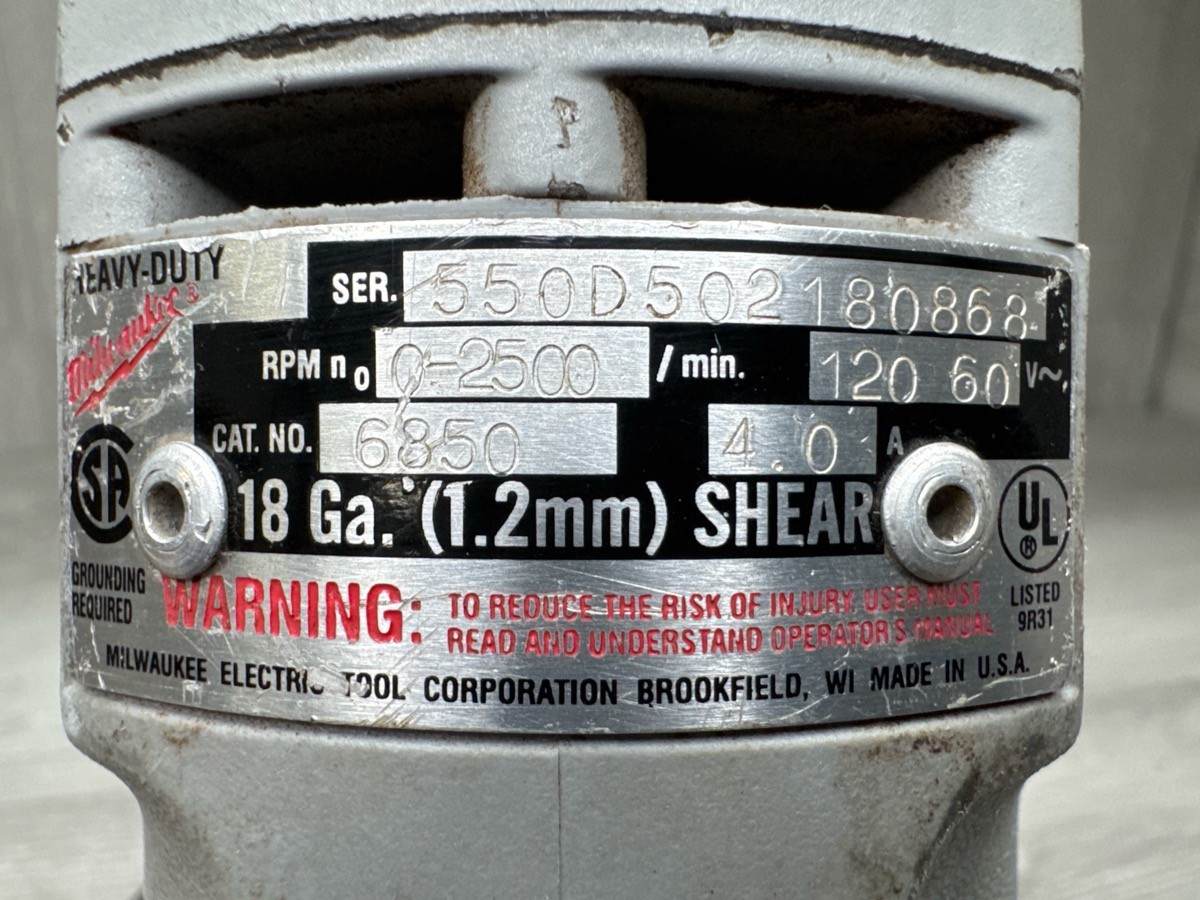Milwaukee 6850 18 Gauge Corded Swivel Head Metal Shear (A1D031117)