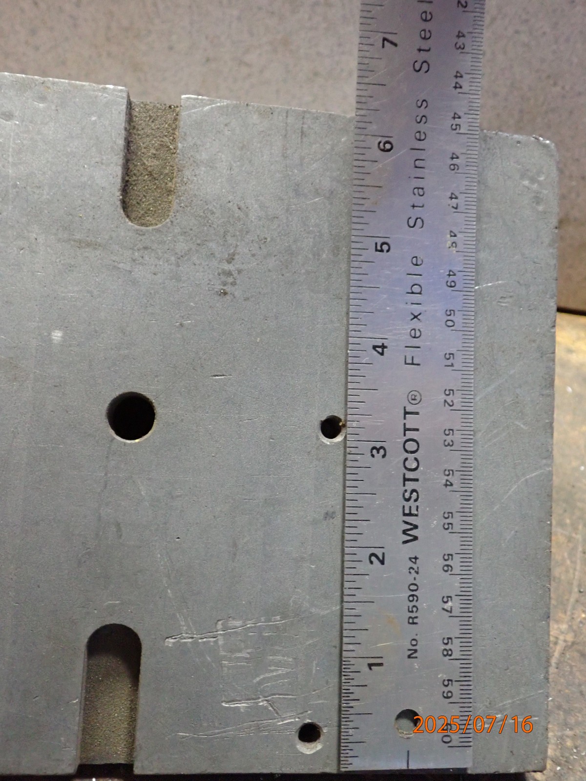 OLDER NON-FERROUS METAL ANGLE PLATE MACHINIST JIG FIXTURE SETUP TOOLING