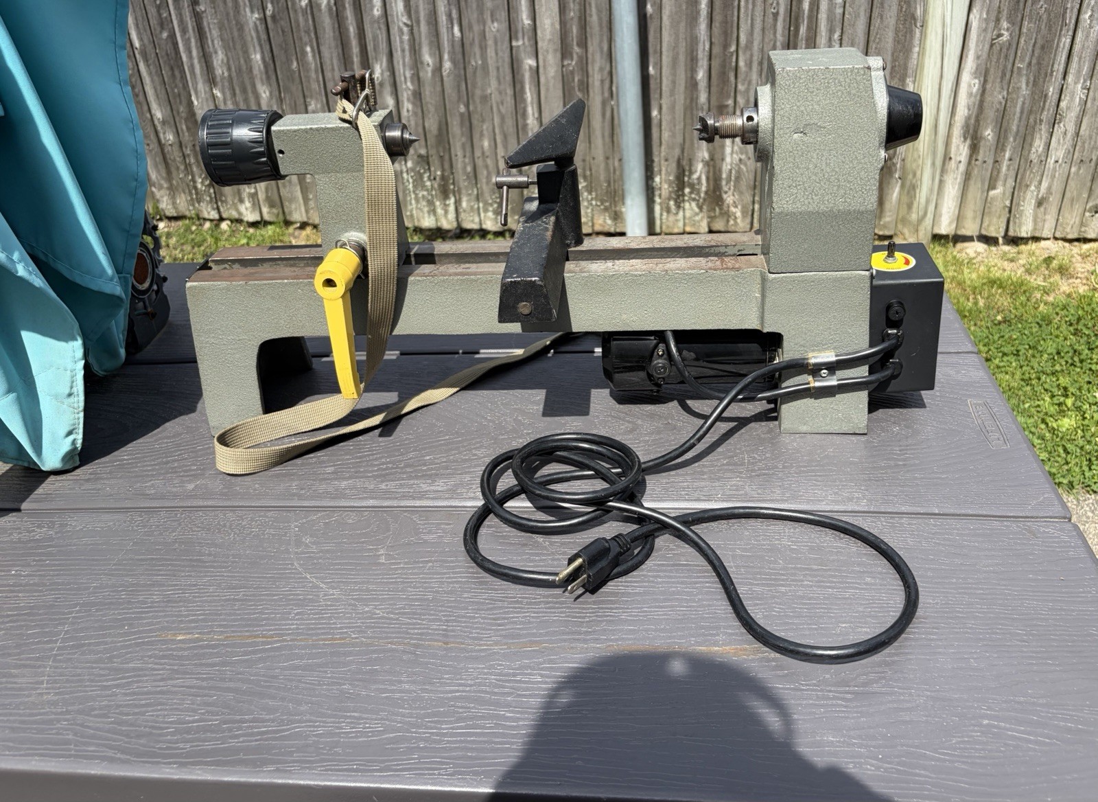 Central Machinery 8 In. x 12 In. Precision Woodworking Benchtop Mini Lathe NICE