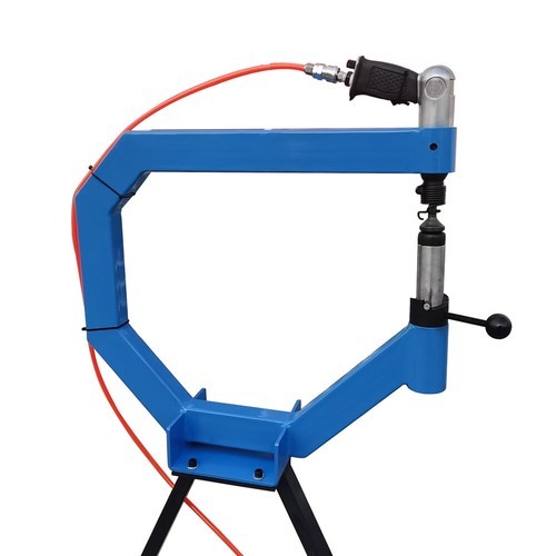 Industrial Pneumatic Planishing Hammer with Stand, Pedal & 1-3″ Anvils