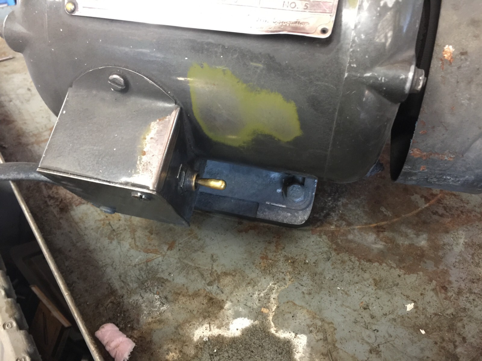 DUMORE 77 – 022 TOOL POST GRINDER 1/2 HP 3 PHASE