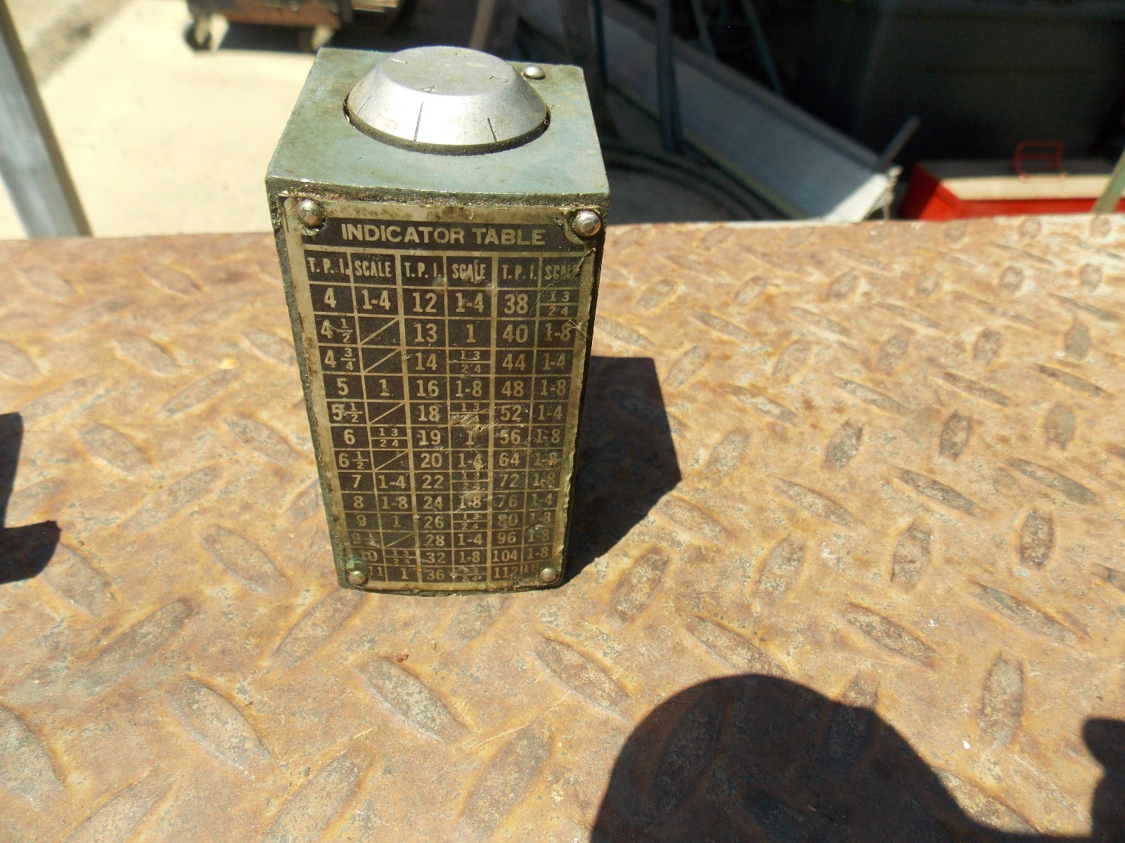 LATHE THREAD DIAL WITH THREAD CHART large lathe brand unknown MAYBE GRIZZLY