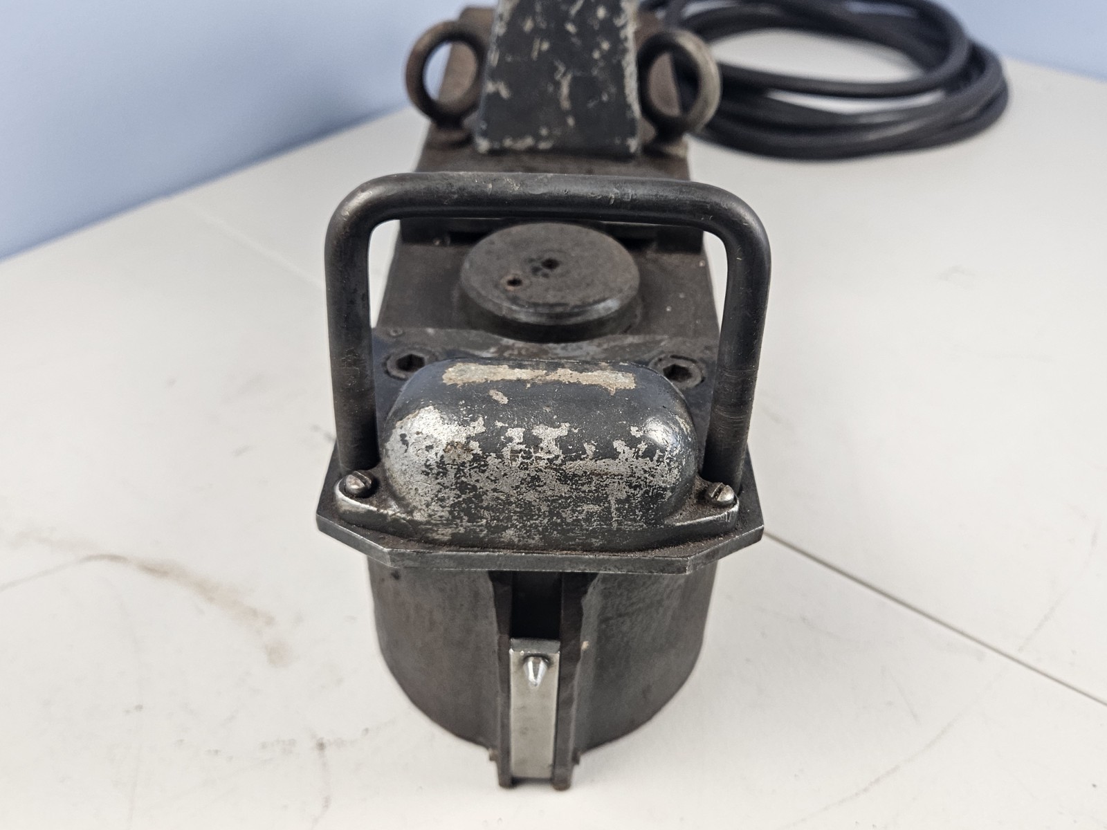 Black & Decker 741 Two Speed Magnetic Drill Press Magnet Stand Base Tested Works