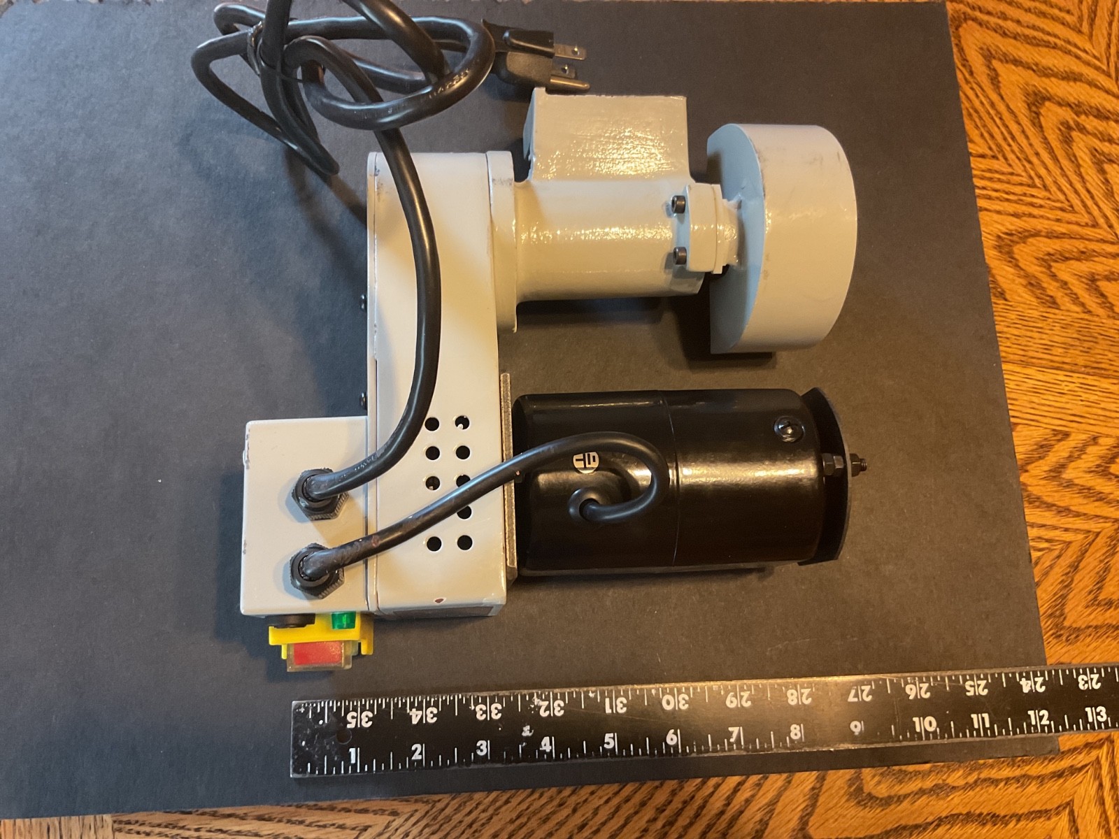 USED TOOL POST GRINDER MODEL MT-150 6000RPM, 250Watt, 110Volt WORKS FINE