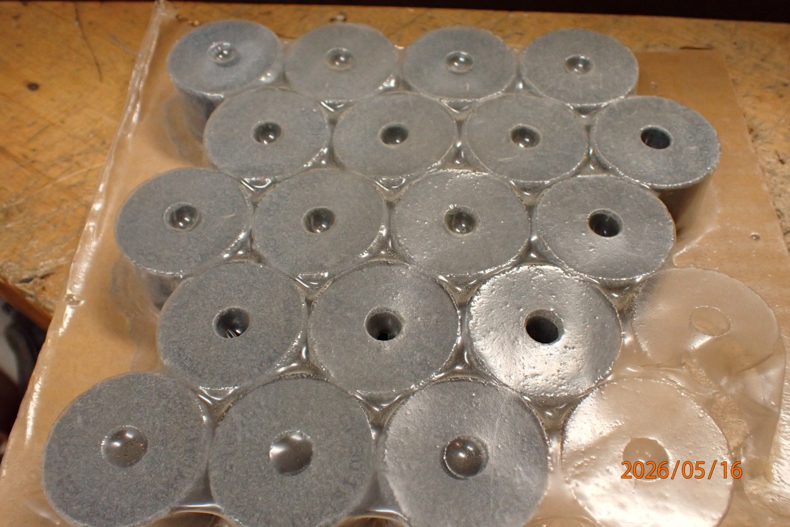18 NEW CARBORUNDUM ID METAL LATHE TOOL POST GRINDING GRINDER WHEELS