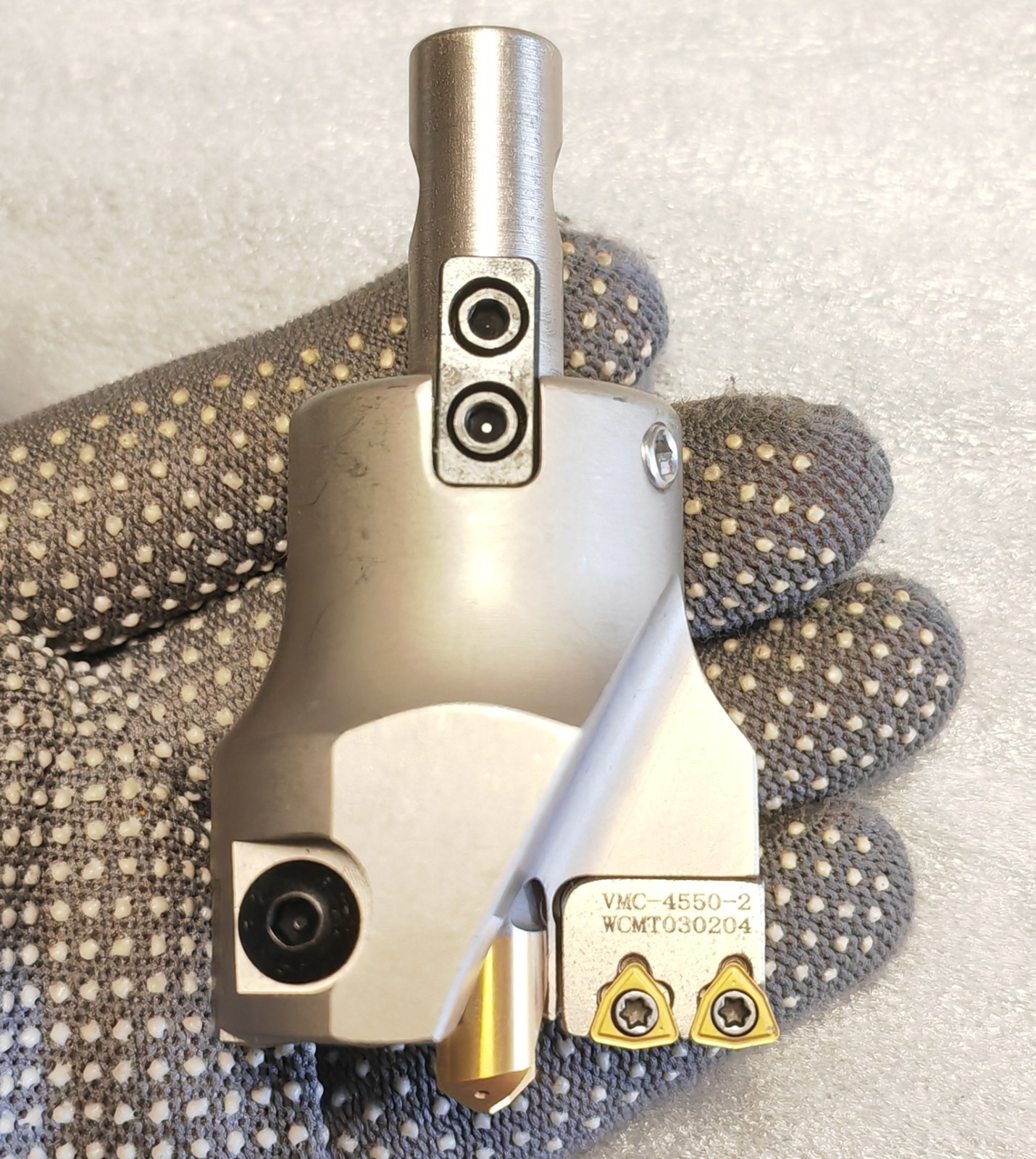 VMD4550MM Bore drilling head with inserts Center drill Vertical Machining Center