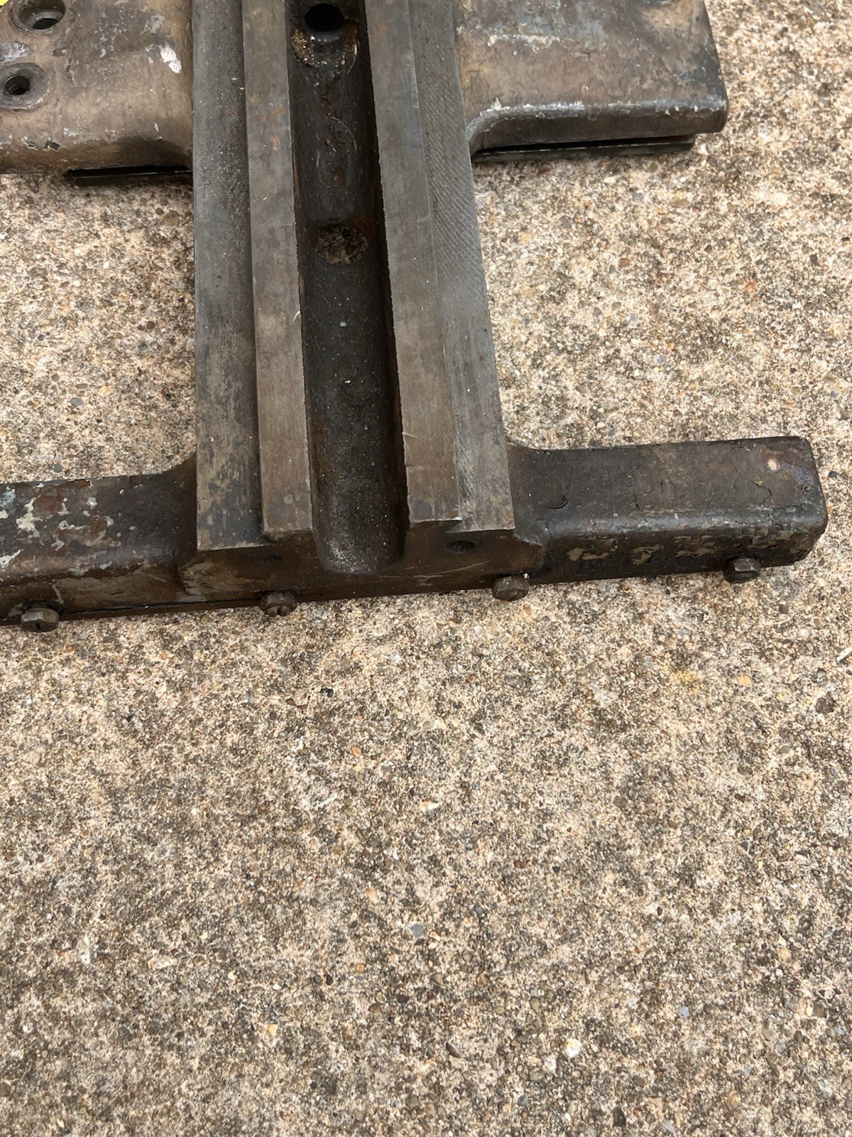 Atlas Craftsman 10″ Or 12” Lathe 10F-9 Saddle with Gib – CASTING ONLY