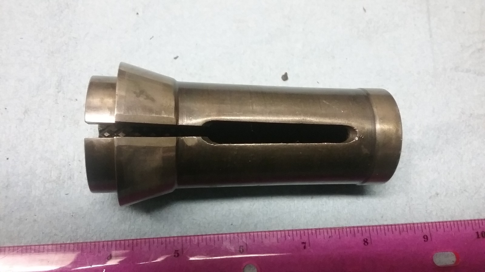 #22 COLLET, 13/16″ ROUND SERRATED, FOR BROWN AND SHARPE SCREW MACHINES