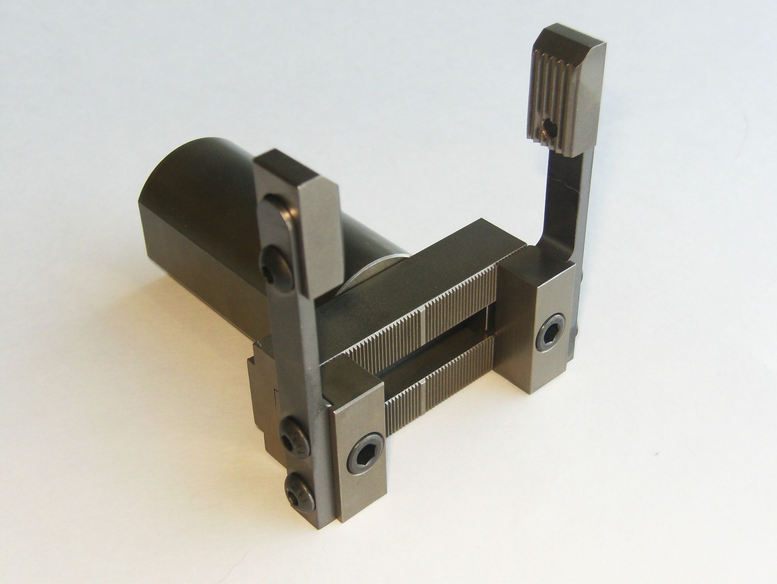 CNC Bar Puller, 1.25″ Round Shank