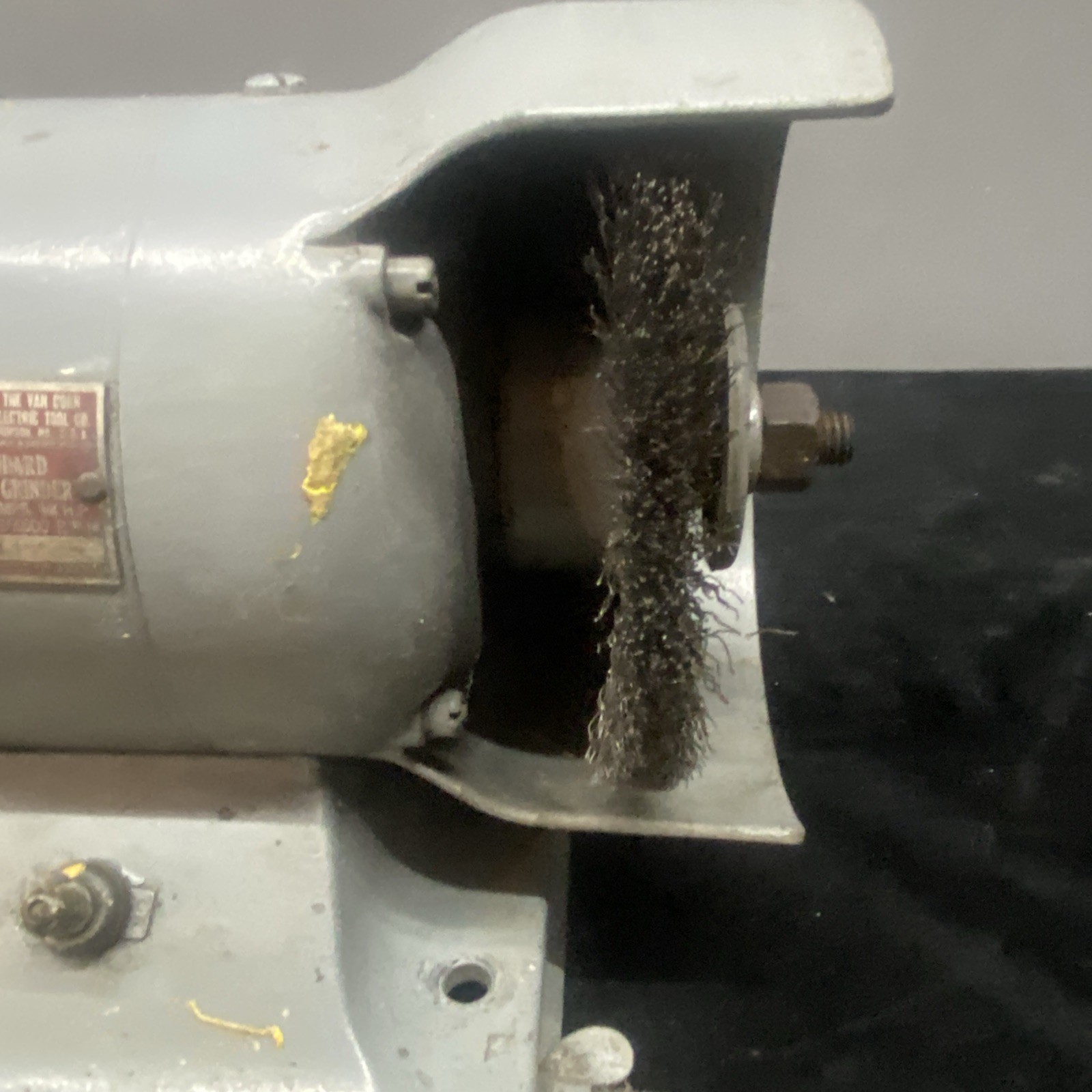 Bench Grinder Van Dorn 6″ Type A 1/4 HP 3600RPM 4.0 AMPS Working Mounting Bolt