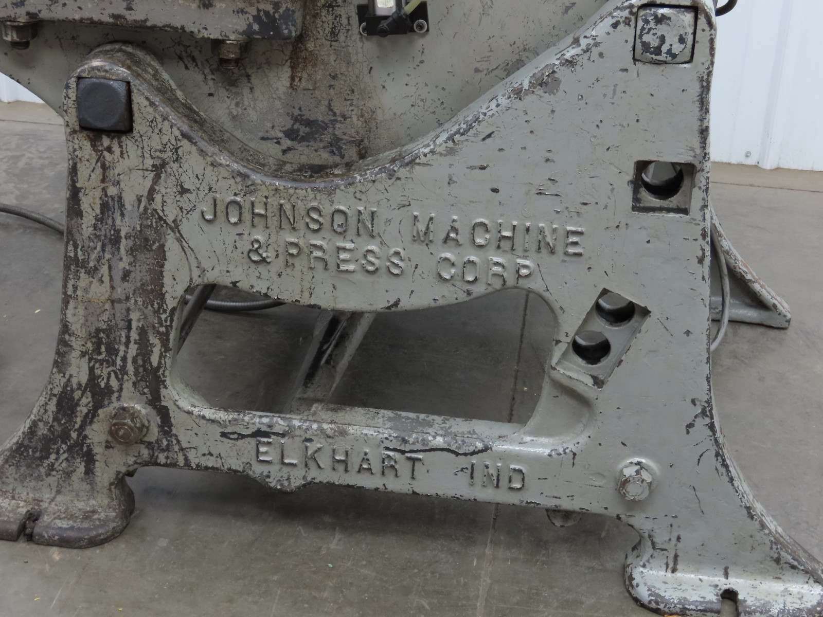 Johnson No 5 Mechanical OBI Punch Press 50 Ton 4″ Stroke 10″ Throat Bad Motor