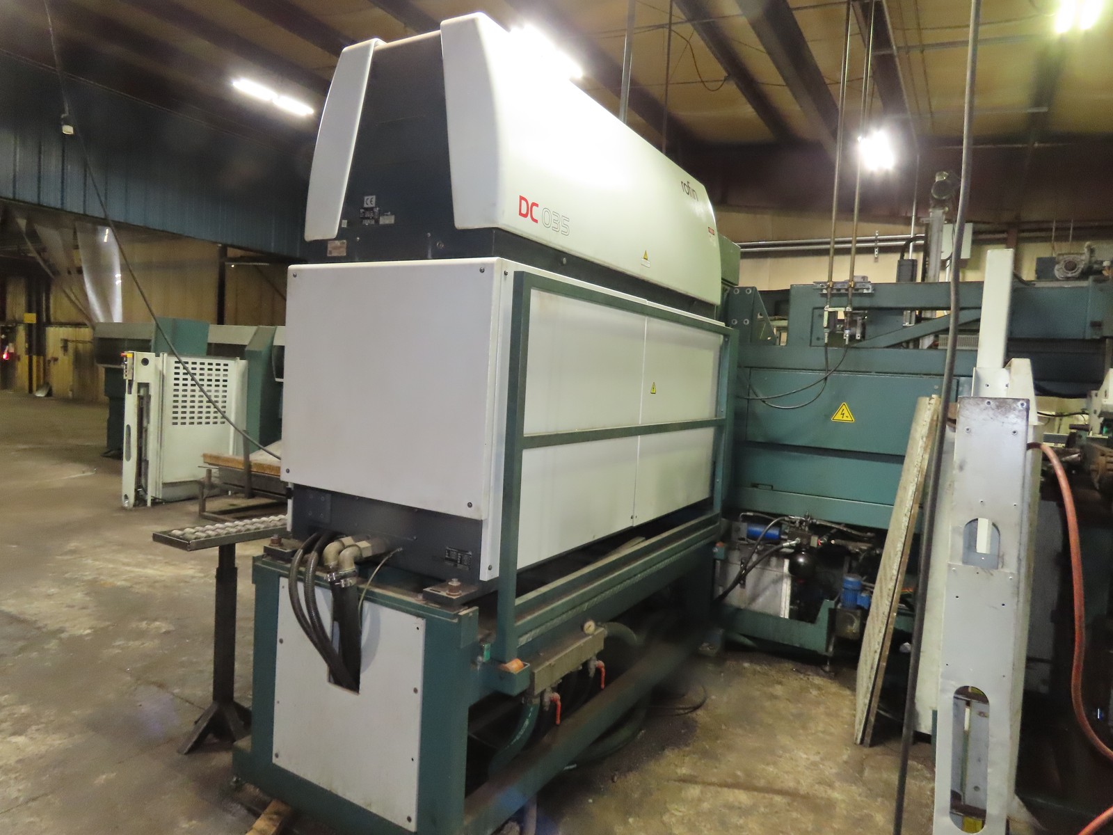 Adige LT8 Tube Laser Cutting System Angular Cut Round Square Rectangular 2010