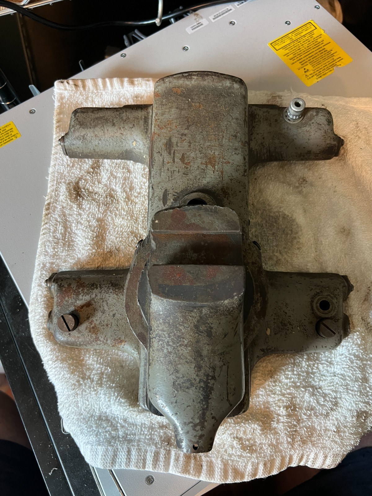 Saddle with Cross slide from South Bend 9″ or 10K Lathe NO Nuts or leadscrews