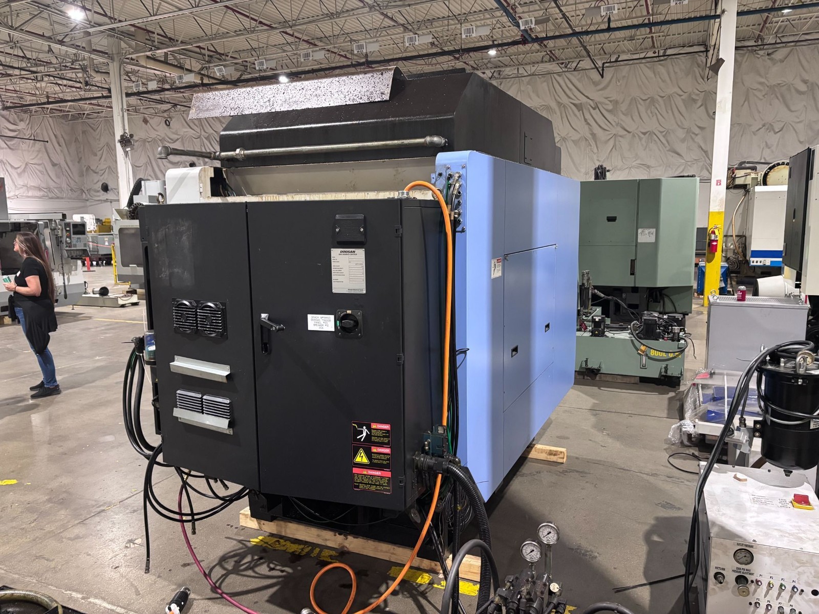 2018 DOOSAN T 3600D CNC DRILL TAP CENTER USED