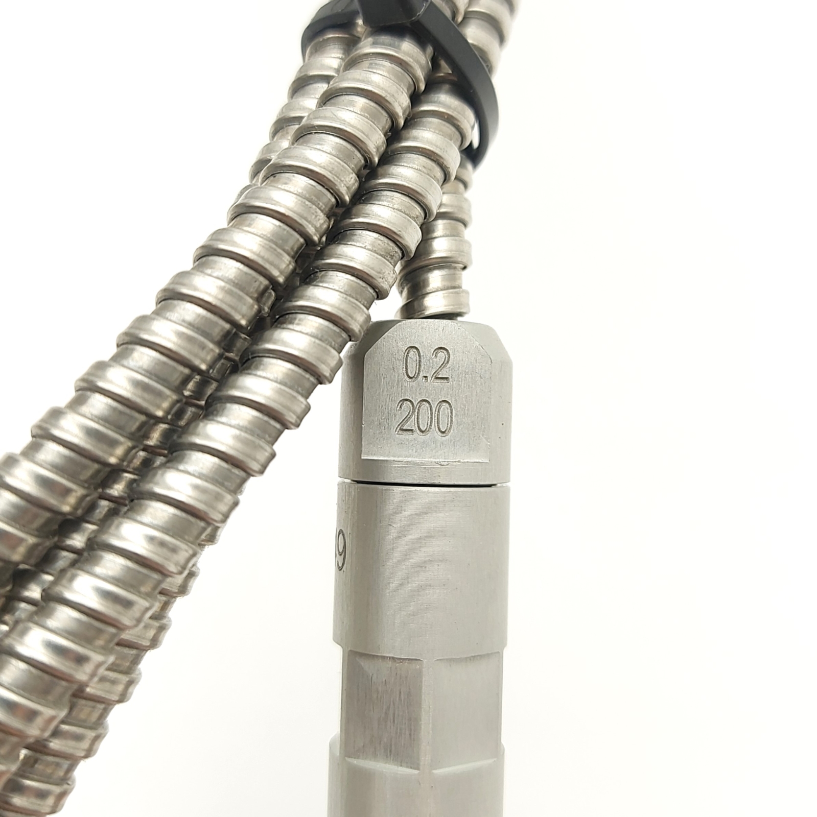 IPG YAG LASER Fiber Optic Cable 1000W 1070nm Optoskand QB 200µm 0.2NA 18′ Long