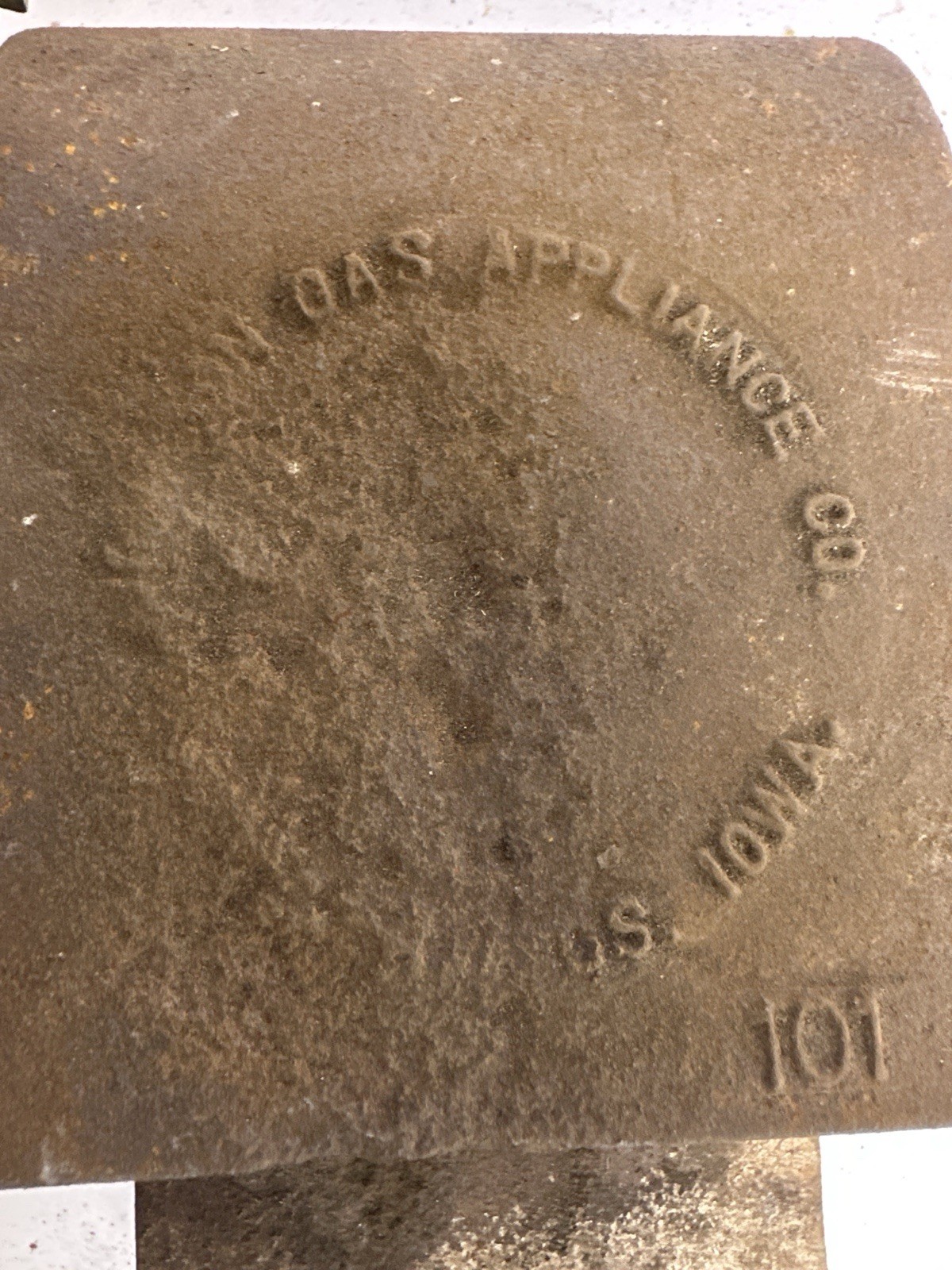 Vintage Johnson No 101 Bench Furnace Cast Iron Gas Forge Blacksmith 1930-1940s