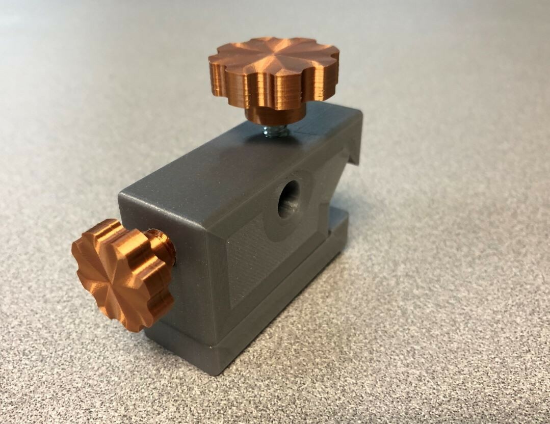 Clausing 5914 (5900 series) lathe carriage Dial Indicator Holder!(3d Print)