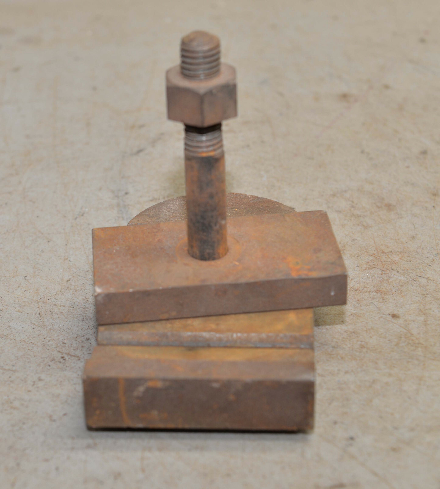 Cast iron lathe mount & bolt hold down collectible machinist vintage part tool