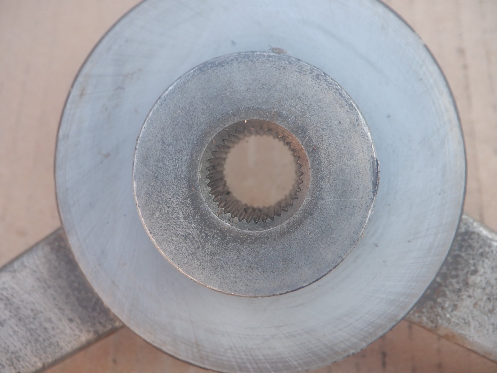 COLCHESTER TRIUMPH 2000, TAILSTOCK HANDWHEEL 200mm DIAMETER