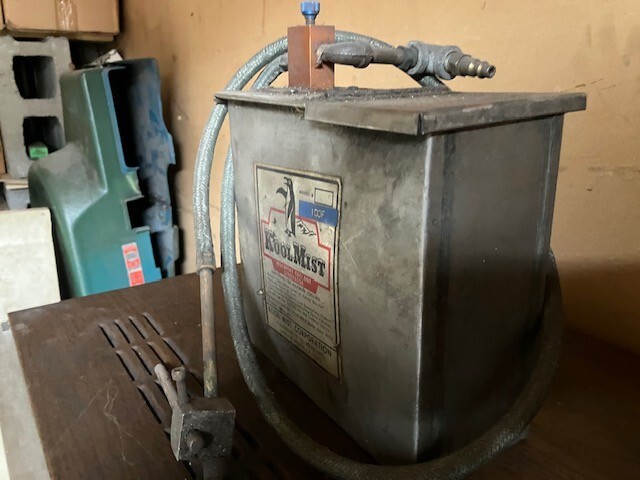 Kool Mist Coolant Spray System with a Single Nozzle and a One Gallon Tank